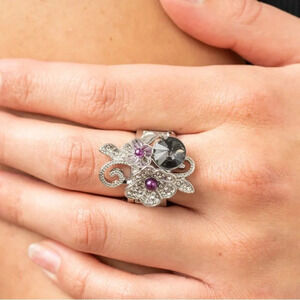 Paparazzi Jewelry - Bucketful of Bouquets Purple Ring